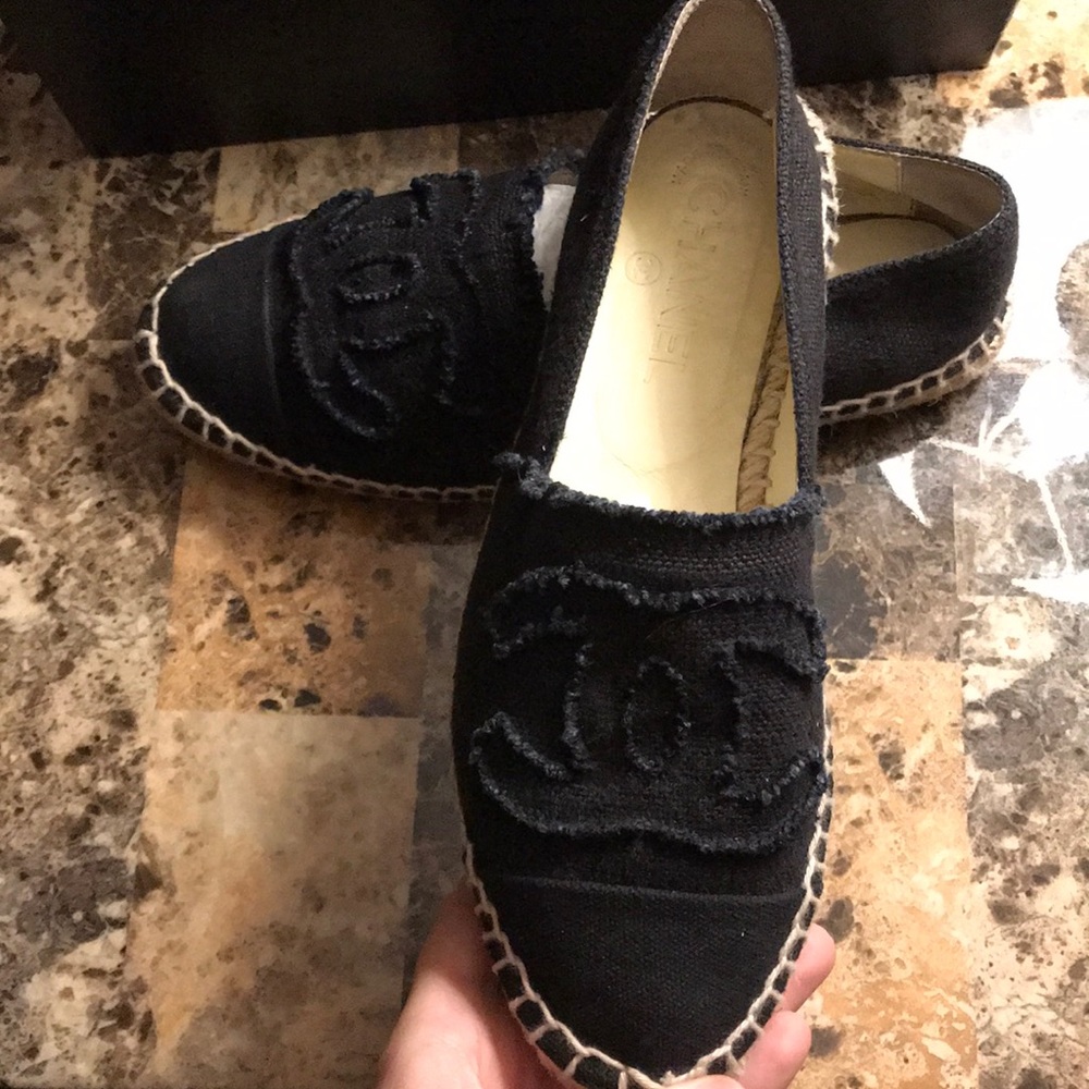 AUTHENTIC CHANEL ESPADRILLES